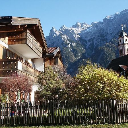 Ferienwohnung Am Zierhutbach Kranzberg มิทเทนวัลด์ ภายนอก รูปภาพ