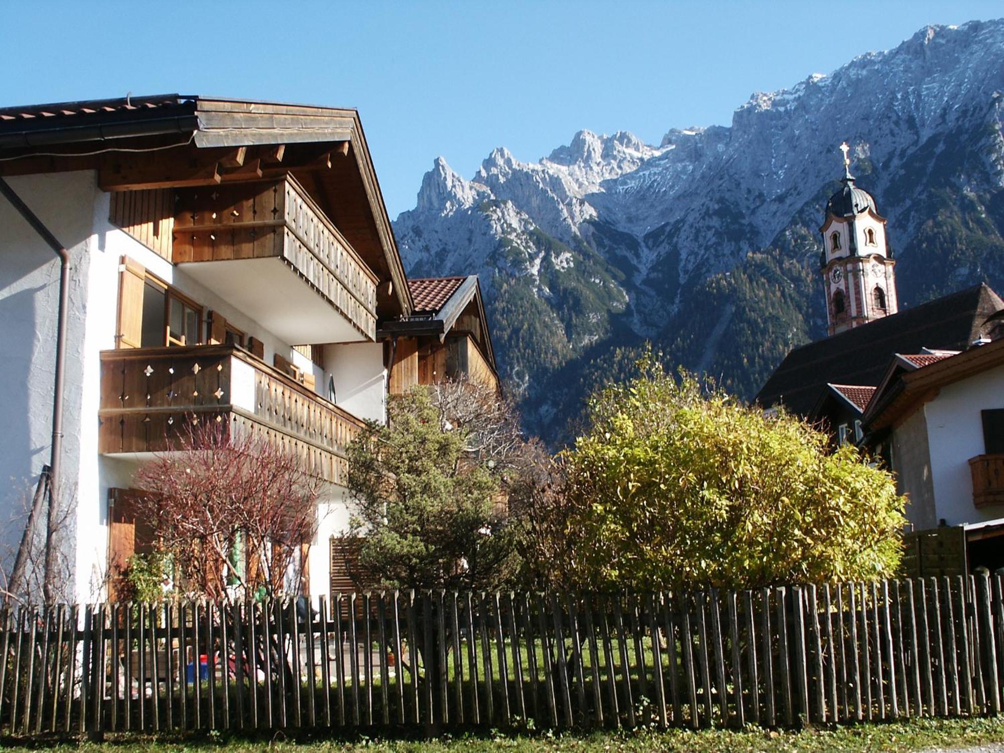 Ferienwohnung Am Zierhutbach Kranzberg มิทเทนวัลด์ ภายนอก รูปภาพ